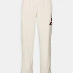 Adidas Originals Tracksuit Bottoms - White 14 Adidas Originals Tracksuit Bottoms - White -Default Template 5 01de27531b0a425fa4f4f0b0ba063af6 scaled