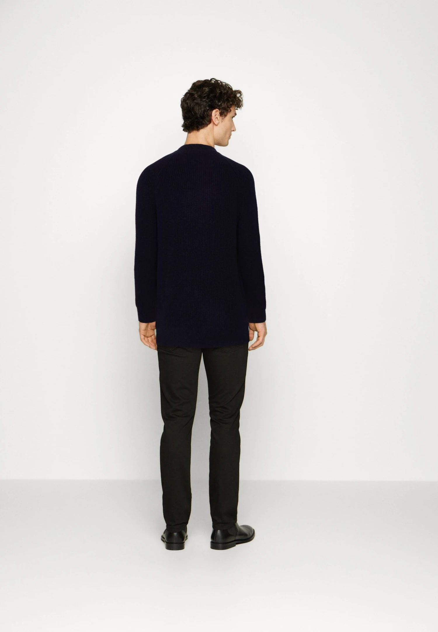 Lyle & Scott Shaker Stitch Mock Neck Jumper - Jumper - Dark Navy 5 Lyle & Scott Shaker Stitch Mock Neck Jumper - Jumper - Dark Navy - Image 3