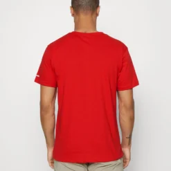 Columbia Thistletown Hills™Graphic Short Sleeve - Sports T-Shirt - Mountain Red/Fractal Peaks -Default Template 5 12e19b93851a470dbaa11b6132068362 scaled