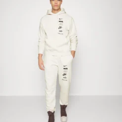 Nike Sportswear Club Logo - Tracksuit Bottoms - Phantom -Default Template 5 45cd8b1aac4d4ece859ac9a904c695b0 scaled