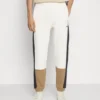 Lacoste Unisex - Tracksuit Bottoms - Lapland/Cookie Abysm -Default Template 5 4d1b17c03ca14fe1872e909a11d4ede6 scaled