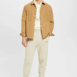 ESPRIT Jogging Mit Logoprint - Tracksuit Bottoms - Light Taupe 14 ESPRIT Jogging Mit Logoprint - Tracksuit Bottoms - Light Taupe -Default Template 5 822da67f0fcc4a9180ec8439ddb7fcb3