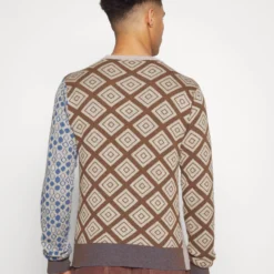 Vivienne Westwood Last Patched Jumper - Jumper - Multi Brown/Blue -Default Template 5 90a561672d8e4314a9b8b14b5cd30993 scaled