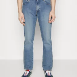 Wrangler Texas - Straight Leg Jeans - Dark Blue