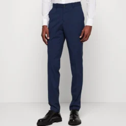 Lindbergh Plain Mens Suit - Suit - Dark Blue 20 Lindbergh Plain Mens Suit - Suit - Dark Blue -Default Template 5 c219880e189f48409ca4b4ee228f4d05 scaled