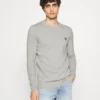 Lyle & Scott Crew Neck Jumper - Jumper - Light Grey Marl 2 Lyle & Scott Crew Neck Jumper - Jumper - Light Grey Marl -Default Template 5 ca967306eb2c48b9b7450ac1592b9086 scaled