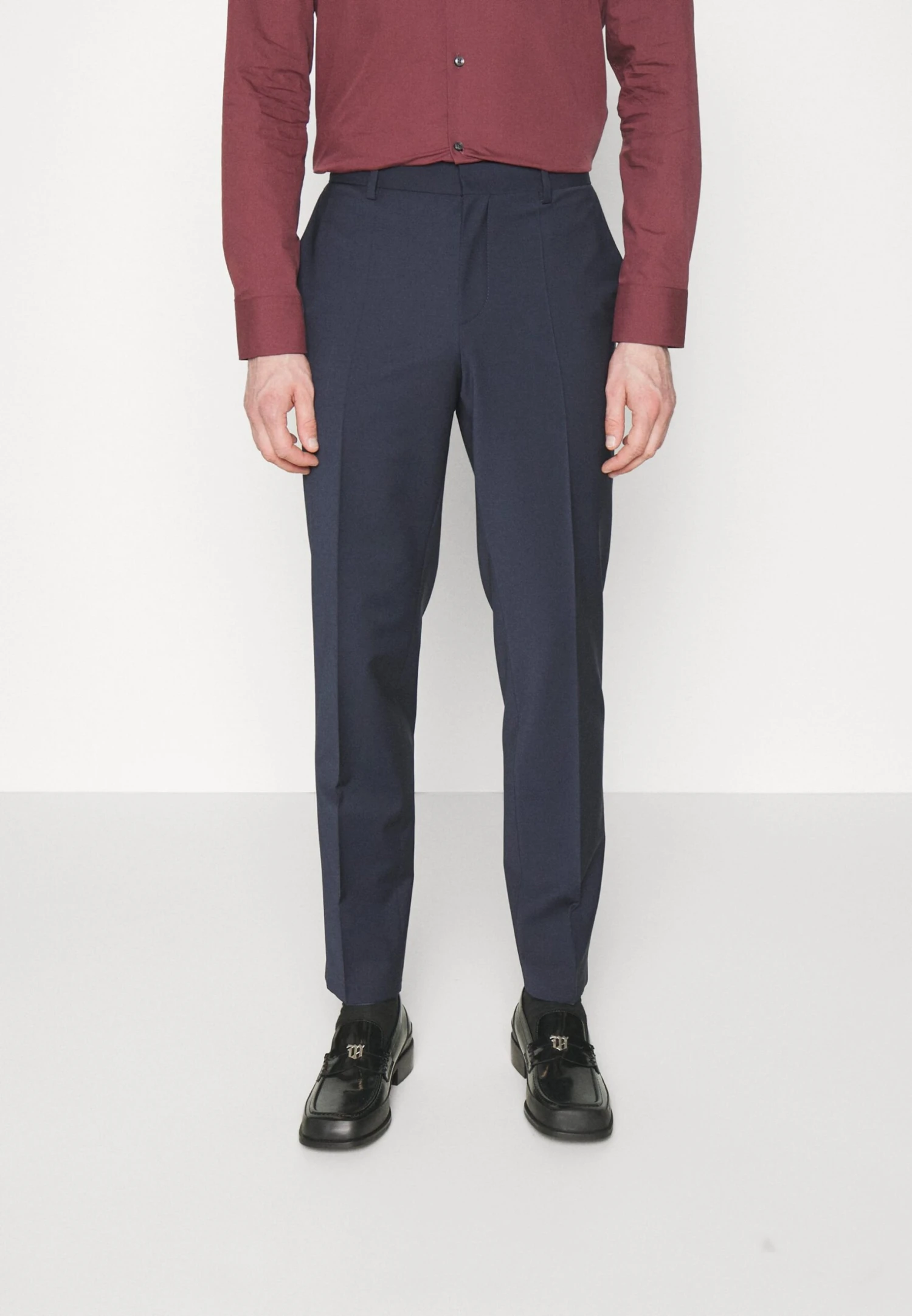 Hugo Henry - Suit - Dark Blue 7 Hugo Henry - Suit - Dark Blue - Image 5